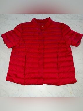 J.McLaughlin Red Kennedy Short Sleeve Quilted Down Puffer Jacket S packable